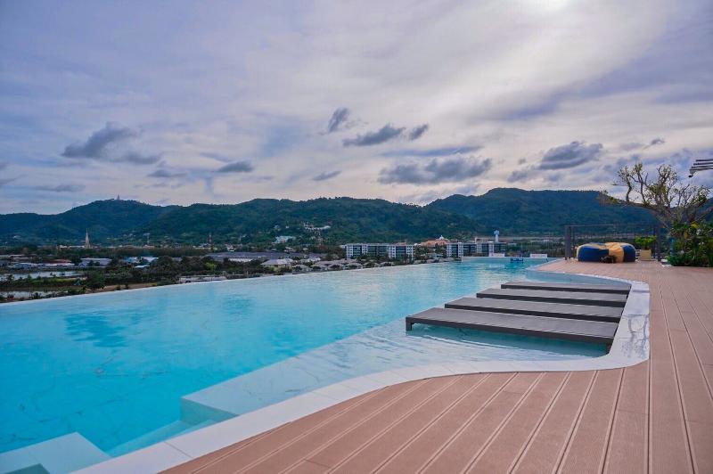 The Blue Hotel image