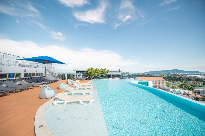 The Blue Hotel image