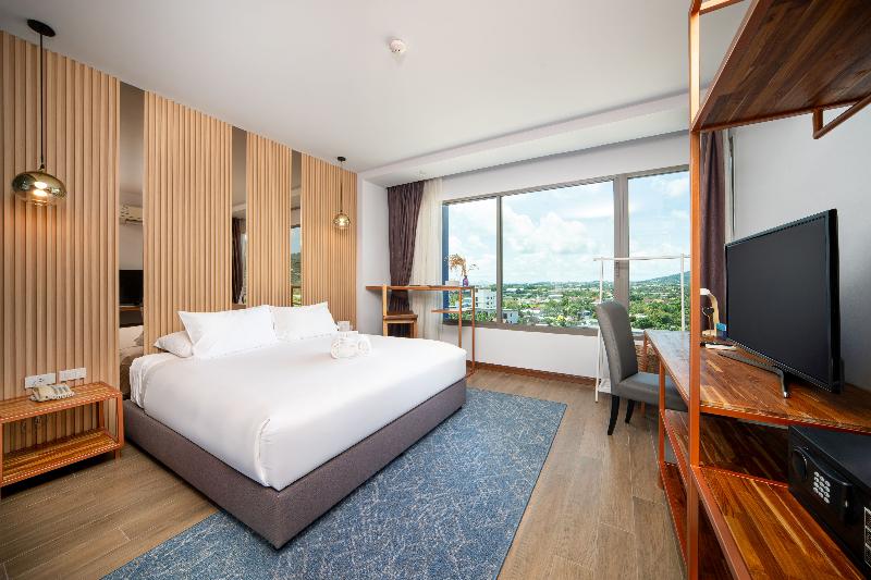 The Blue Hotel image