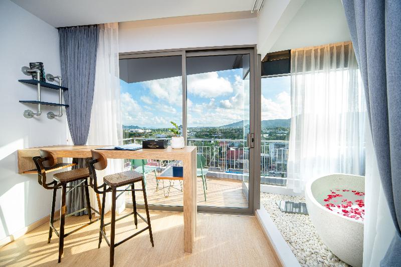 The Blue Hotel image