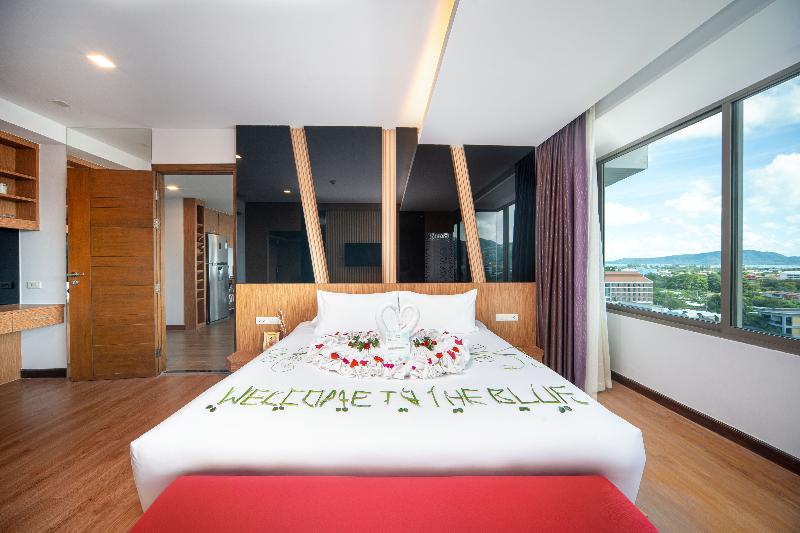 The Blue Hotel image