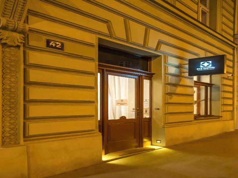 Hotel S42 image