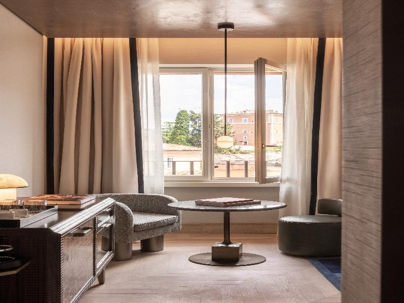 Thompson Rome, By Hyatt image