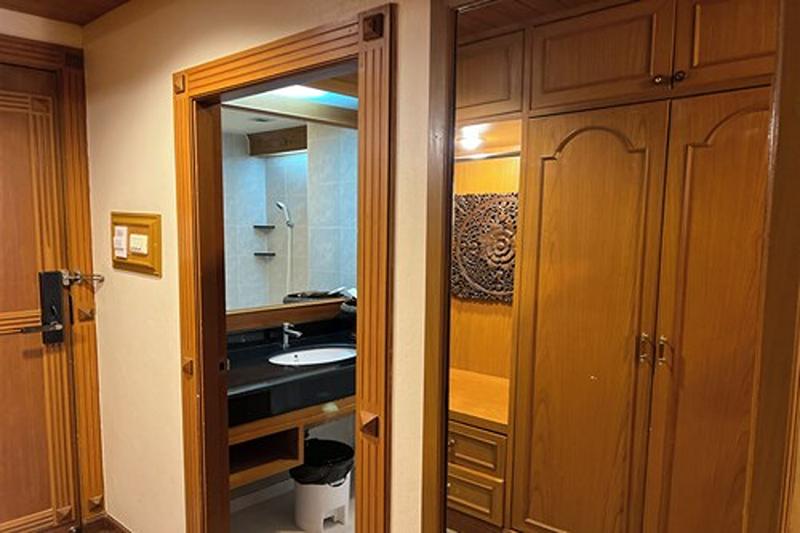 Taksila Hotel image