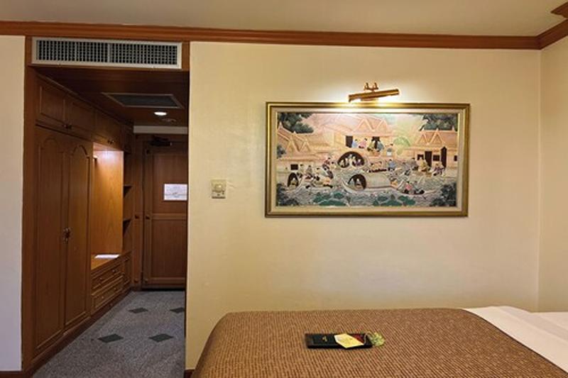 Taksila Hotel image