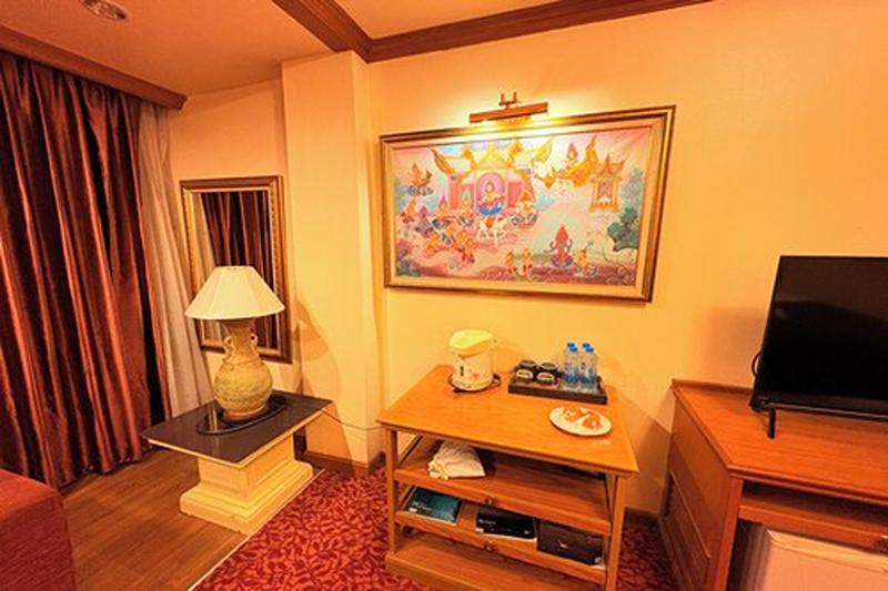 Taksila Hotel image 4