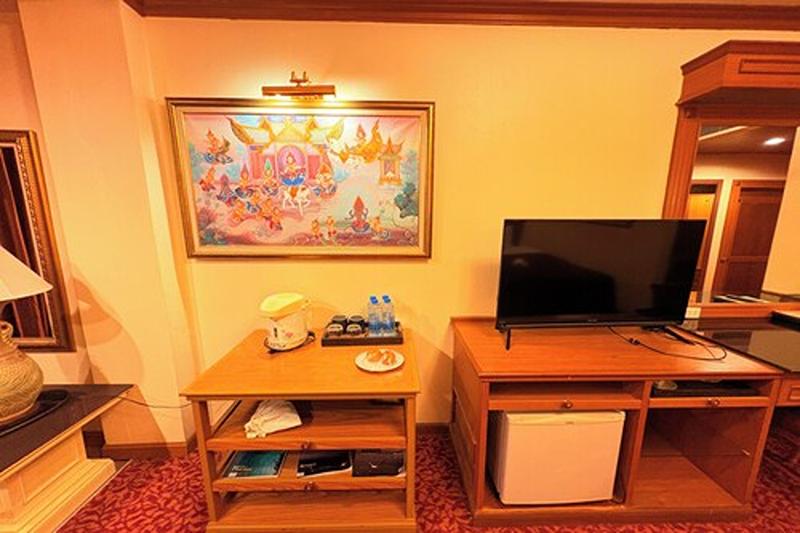 Taksila Hotel image 1