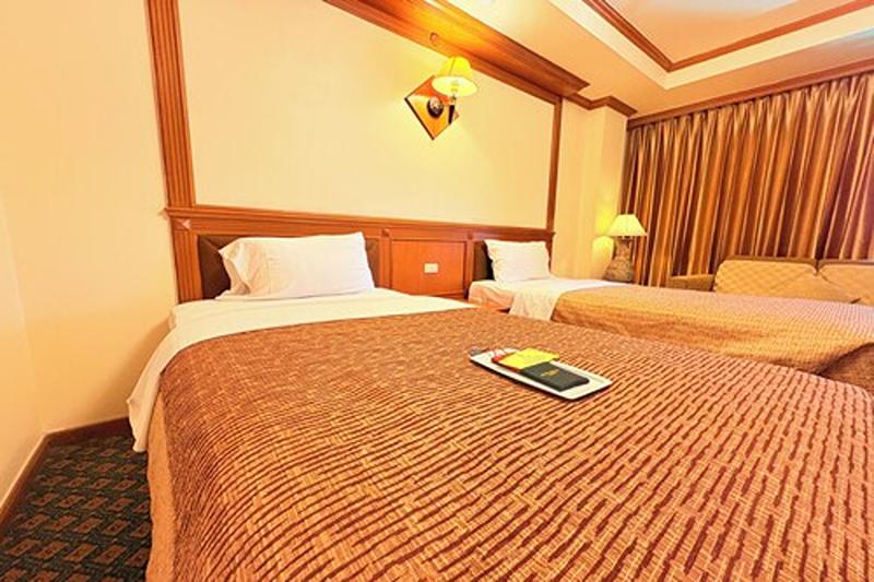 Taksila Hotel image