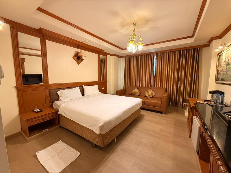 Taksila Hotel image