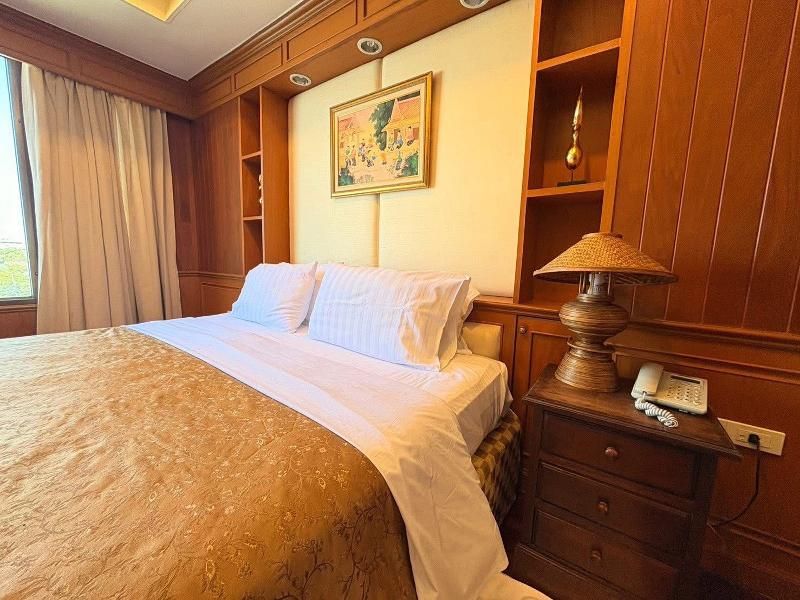 Taksila Hotel image