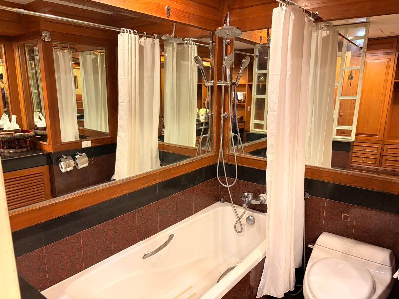 Taksila Hotel image