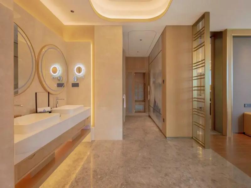 Jingdezhen Grand Skylight Hotel image