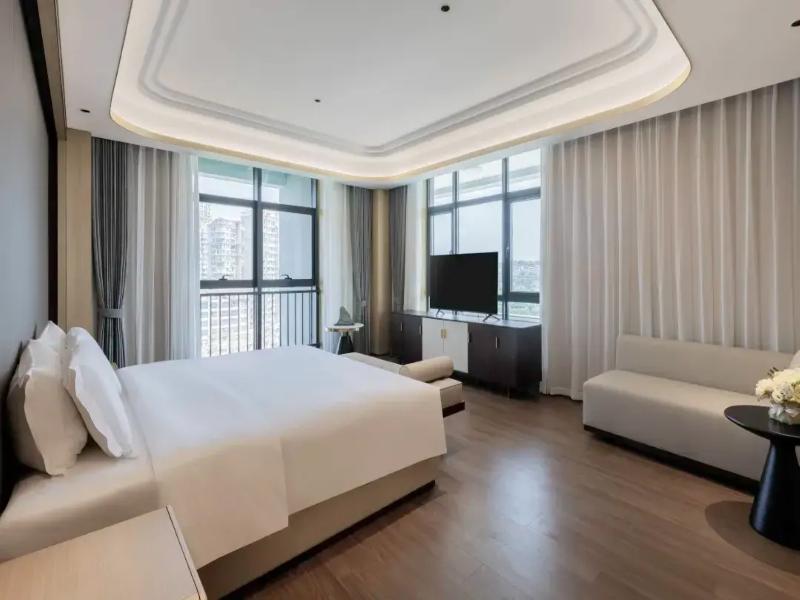 Jingdezhen Grand Skylight Hotel image