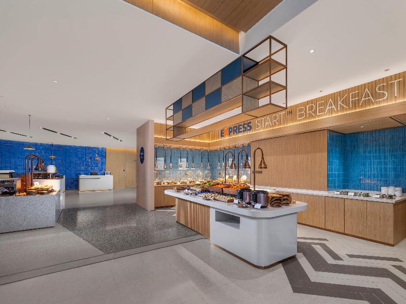 Holiday Inn Express Beijing Tongzhou by IHG image