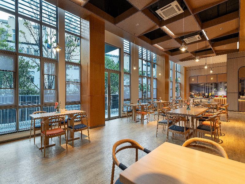 Holiday Inn Express Kunming Horti Expo Garden image