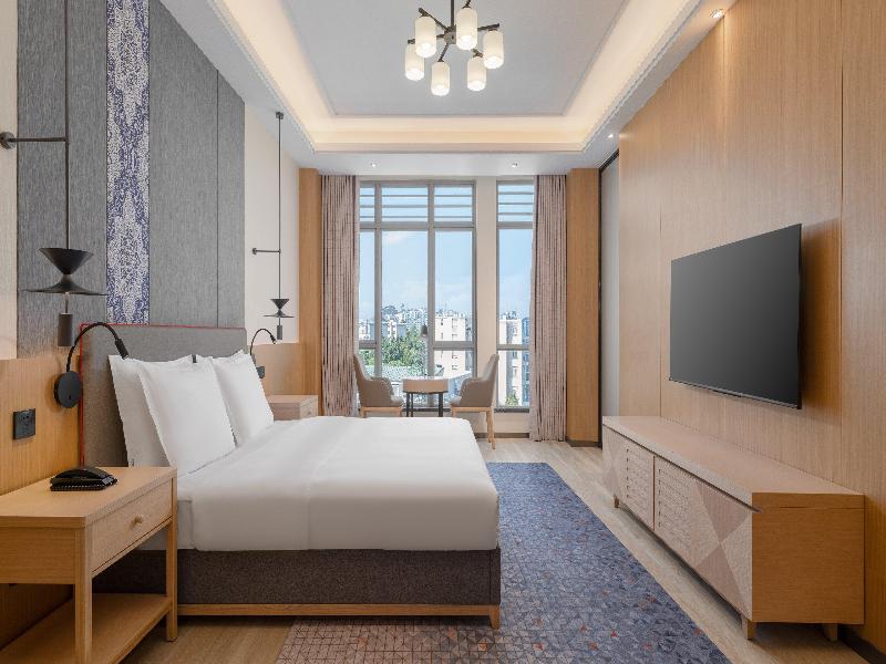 Holiday Inn Express Kunming Horti Expo Garden image