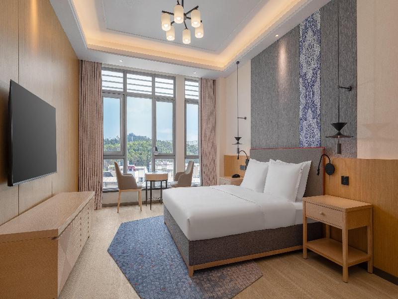Holiday Inn Express Kunming Horti Expo Garden image