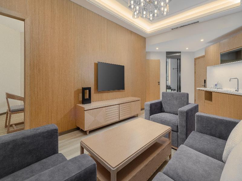 Holiday Inn Express Kunming Horti Expo Garden image