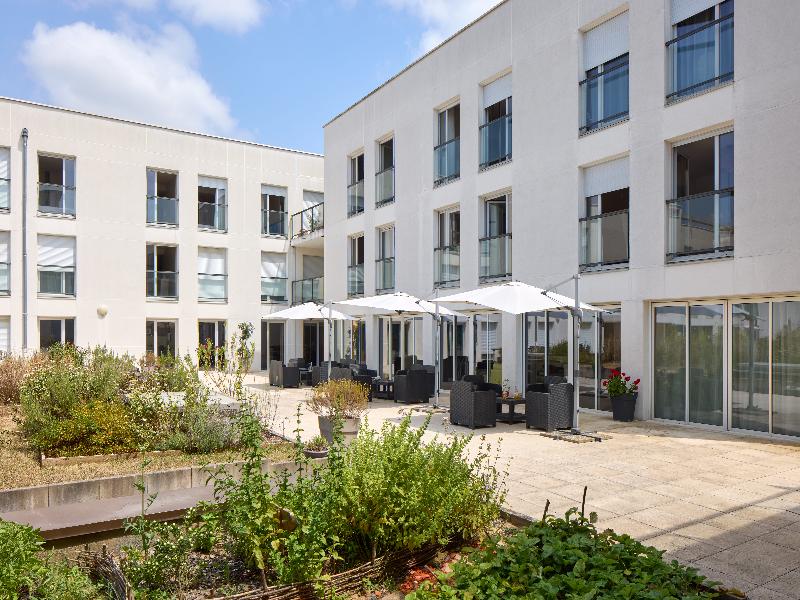 Quality Suites Chalon-sur-saône Gare image