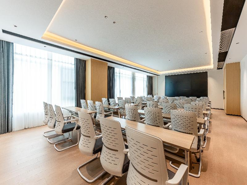 Holiday Inn Suzhou North by IHG image