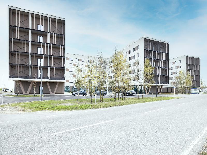 Leonardo Smart Hotel Vienna Airport — general view
