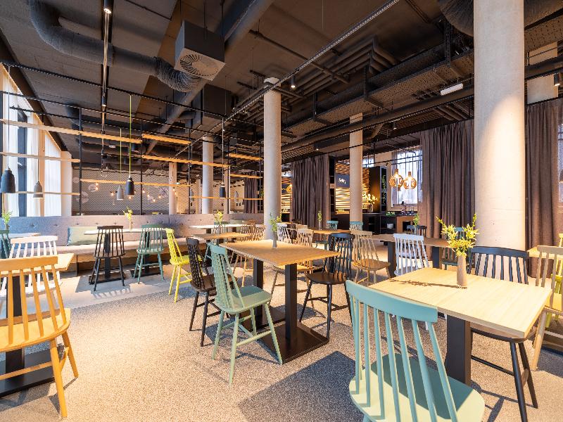 Leonardo Smart Hotel Vienna Airport image