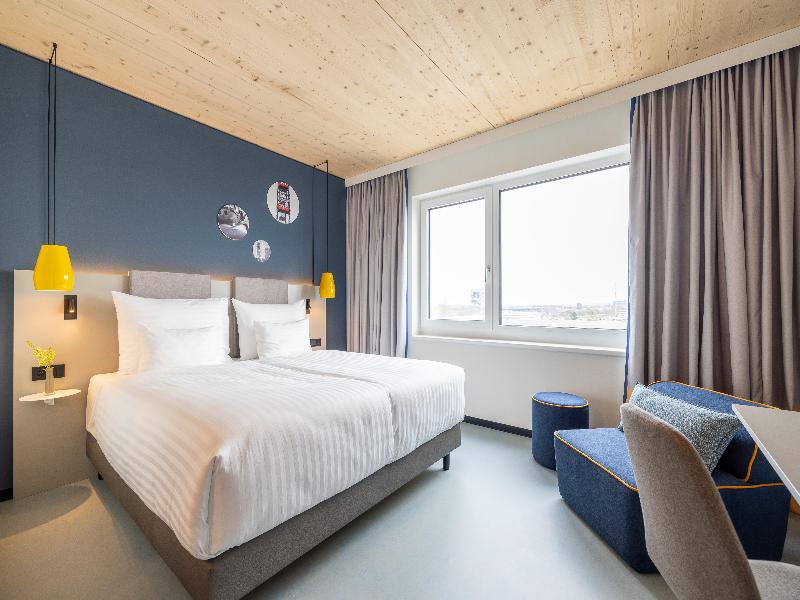 Leonardo Smart Hotel Vienna Airport image