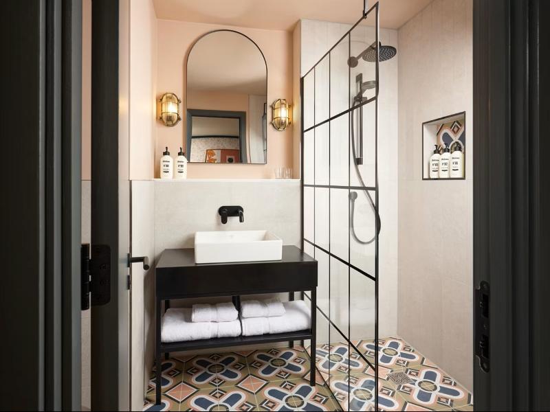 Hotel Indigo Gloucester The Forum by IHG image