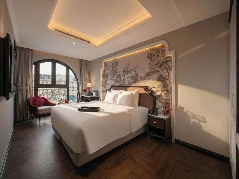 Heritage Ham Long Hotel And Spa image