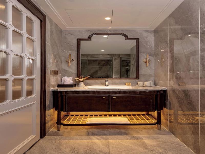Heritage Ham Long Hotel And Spa image