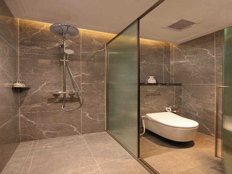 Heritage Ham Long Hotel And Spa image