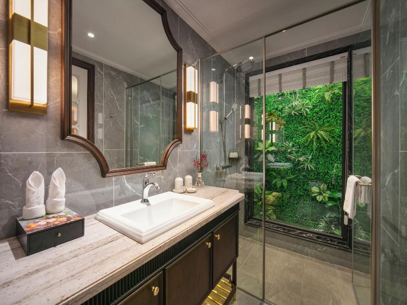 Heritage Ham Long Hotel And Spa image