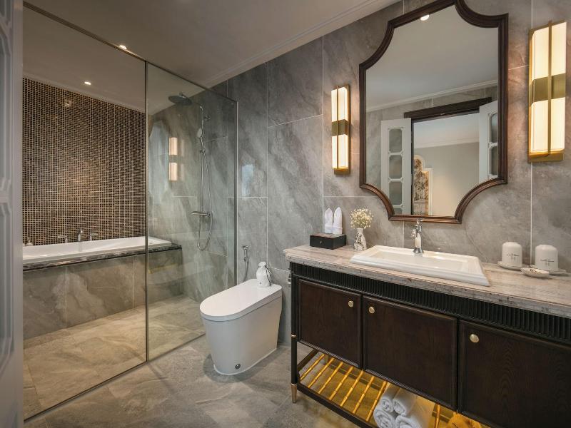 Heritage Ham Long Hotel And Spa image