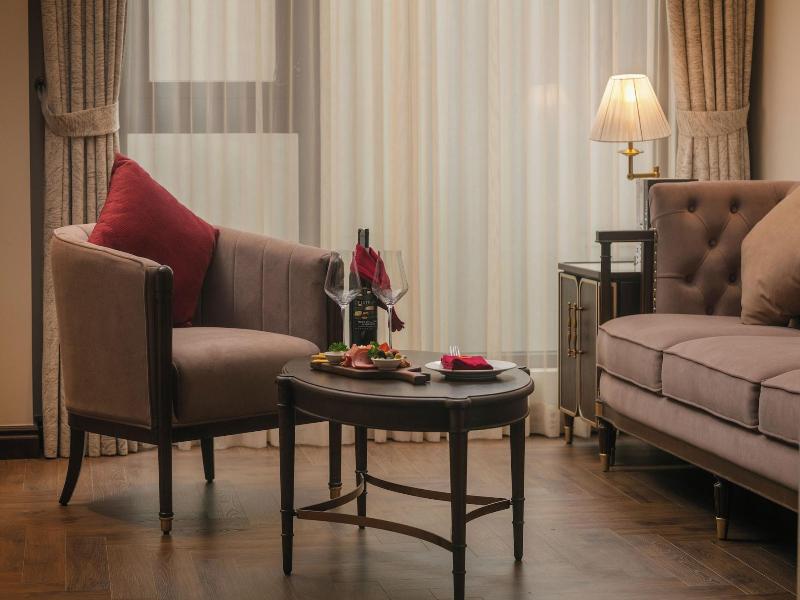 Heritage Ham Long Hotel And Spa image