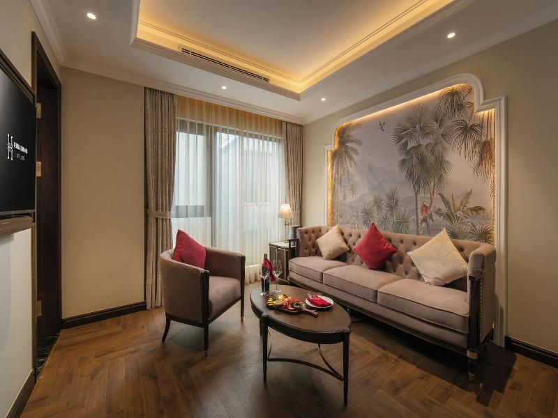 Heritage Ham Long Hotel And Spa image