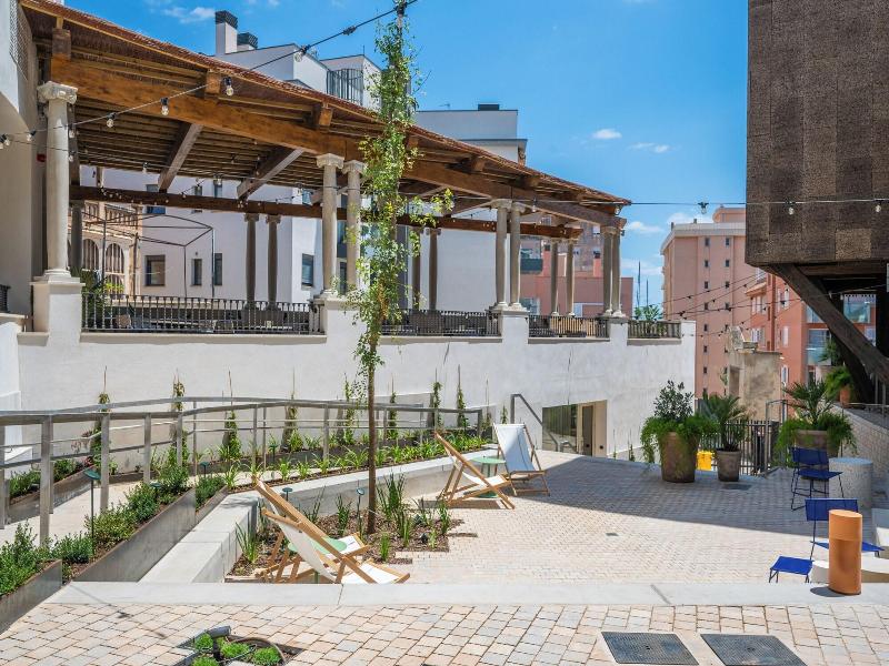 Terreno Barrio Hotel image