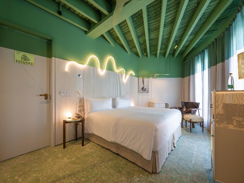 Terreno Barrio Hotel image