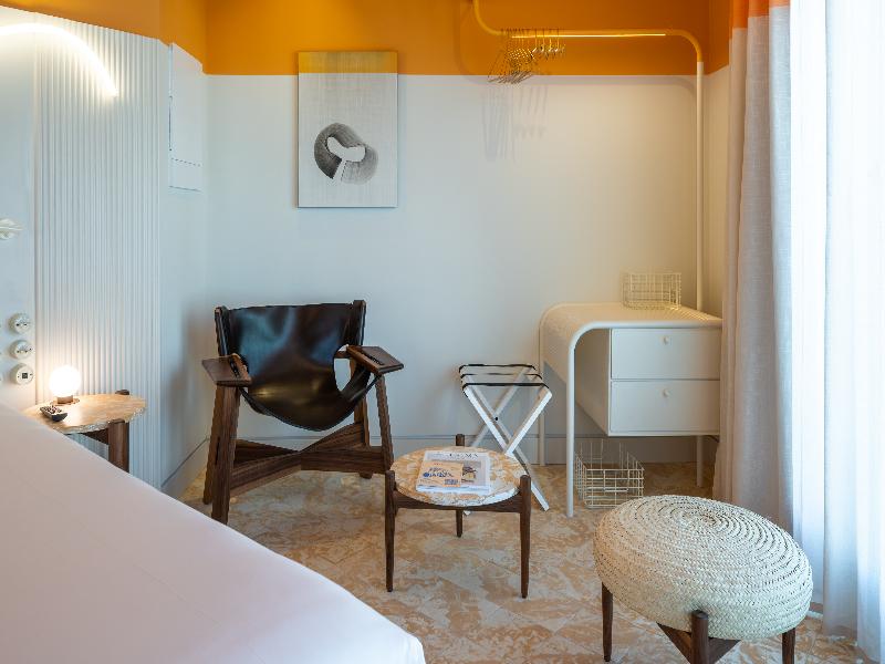 Terreno Barrio Hotel image