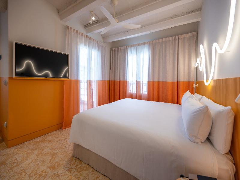 Terreno Barrio Hotel image