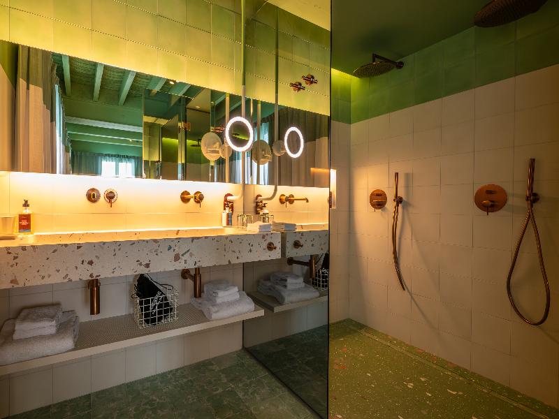 Terreno Barrio Hotel image