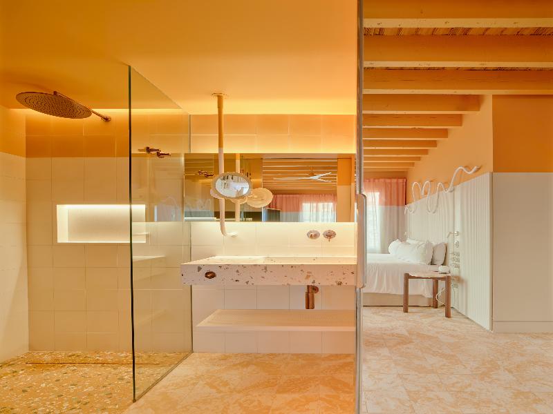 Terreno Barrio Hotel image