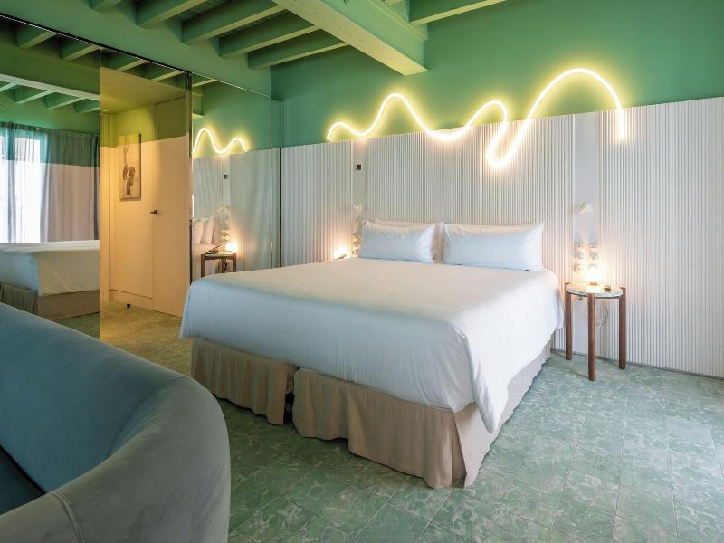 Terreno Barrio Hotel image