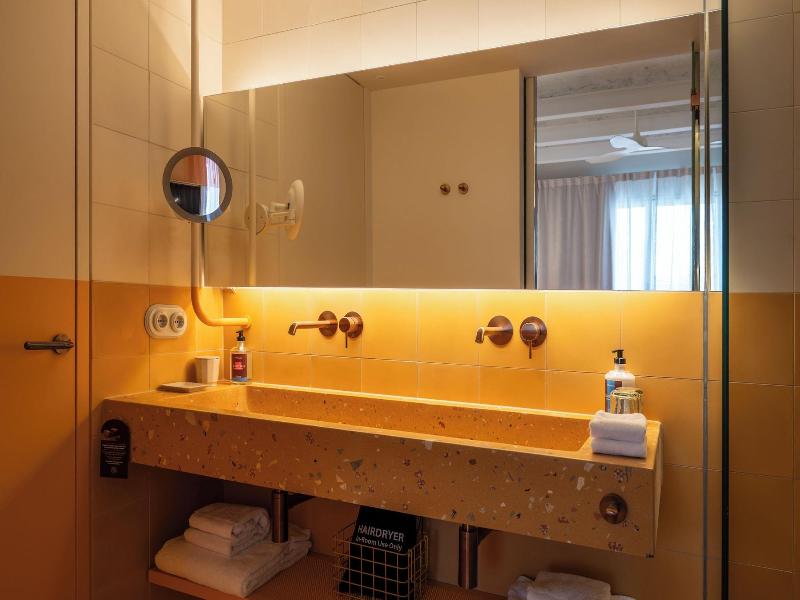 Terreno Barrio Hotel image