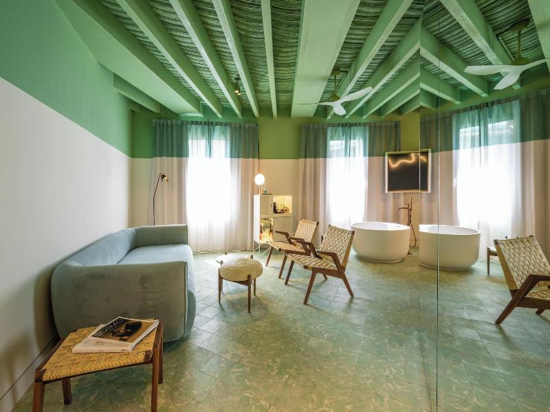 Terreno Barrio Hotel image