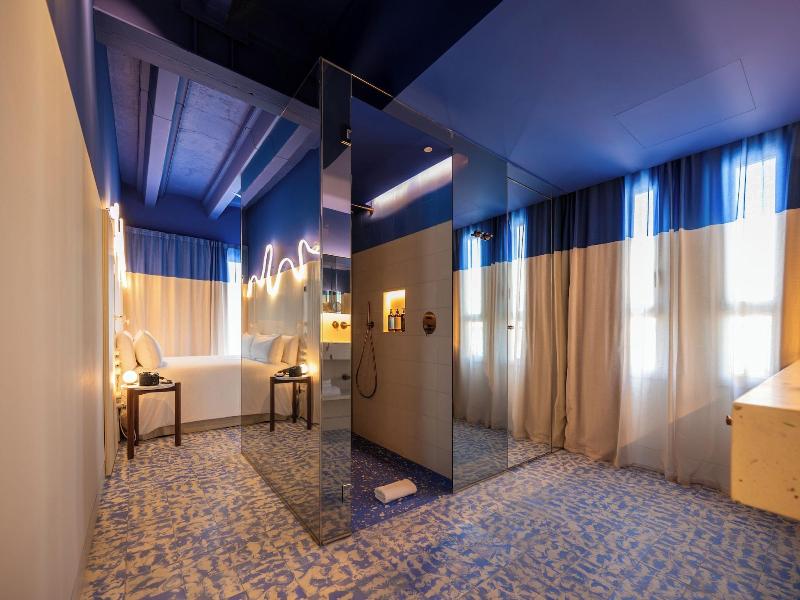 Terreno Barrio Hotel image