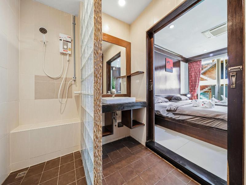 Ebs Hostel Phuket image