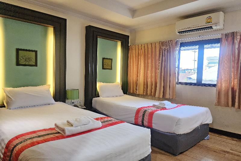 Suan Sunandha Palace Hotel image