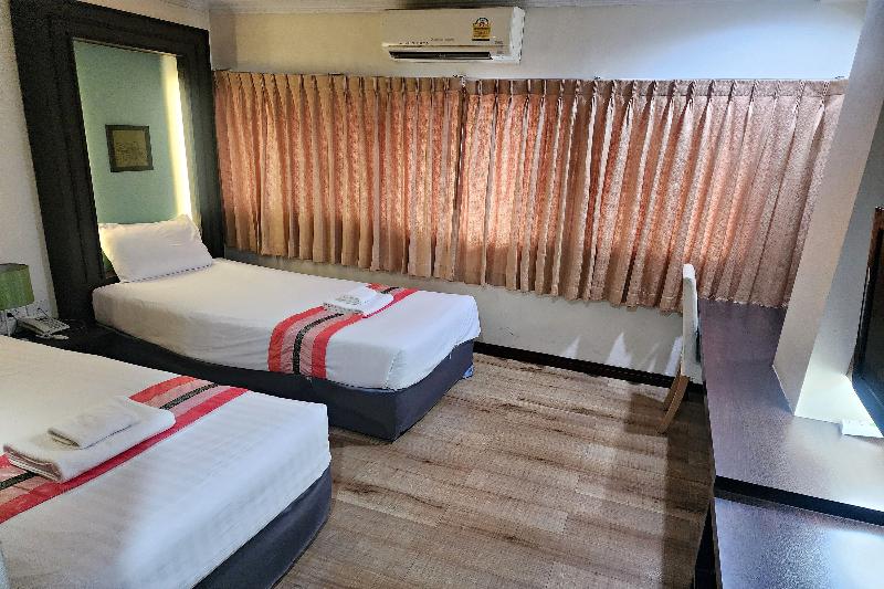 Suan Sunandha Palace Hotel image
