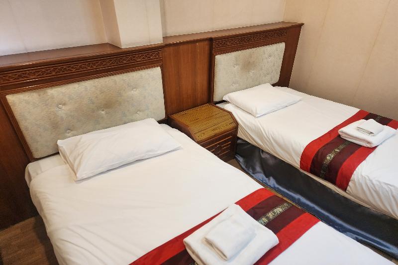 Suan Sunandha Palace Hotel image