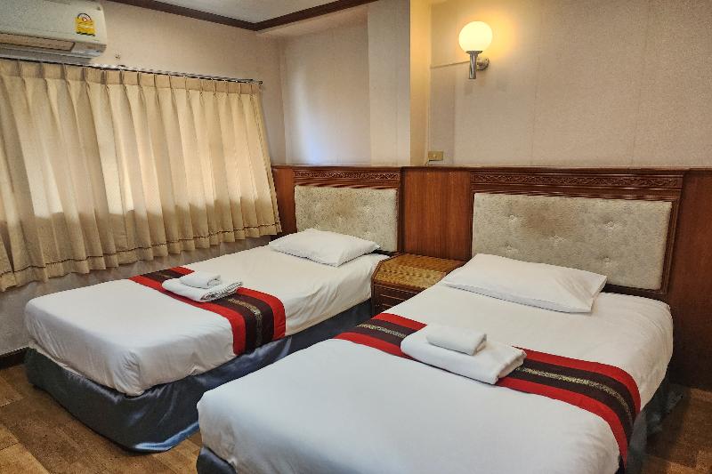 Suan Sunandha Palace Hotel image